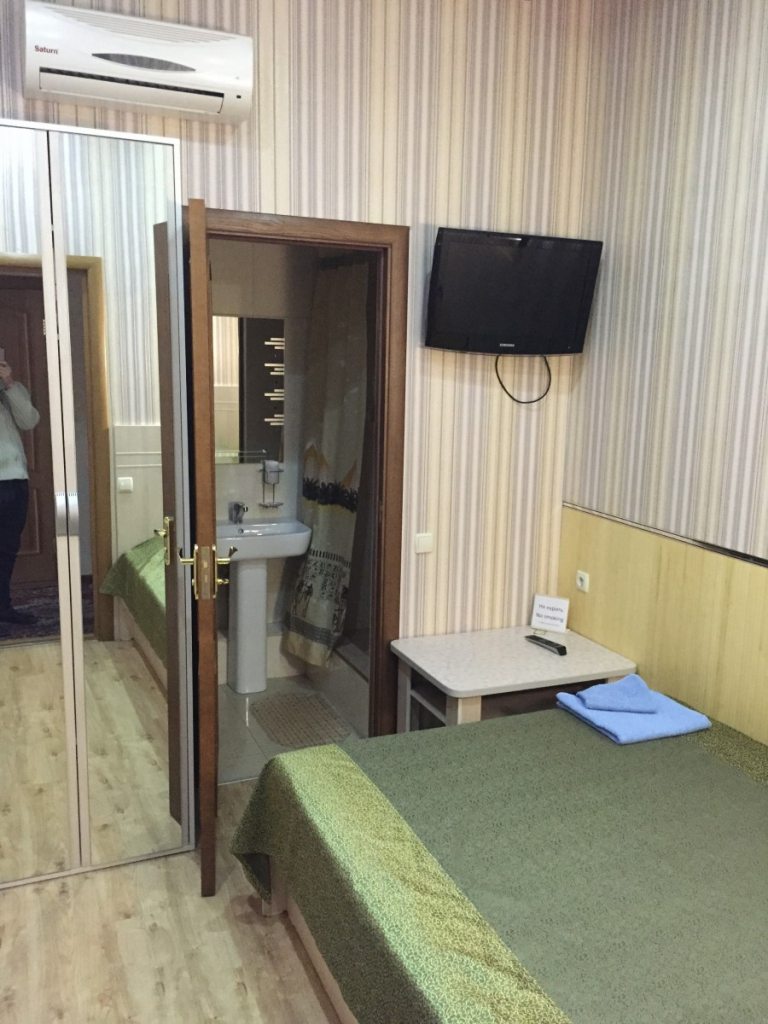 Двухместный (Бюджетный) мини-гостиницы Лаки, Симферополь