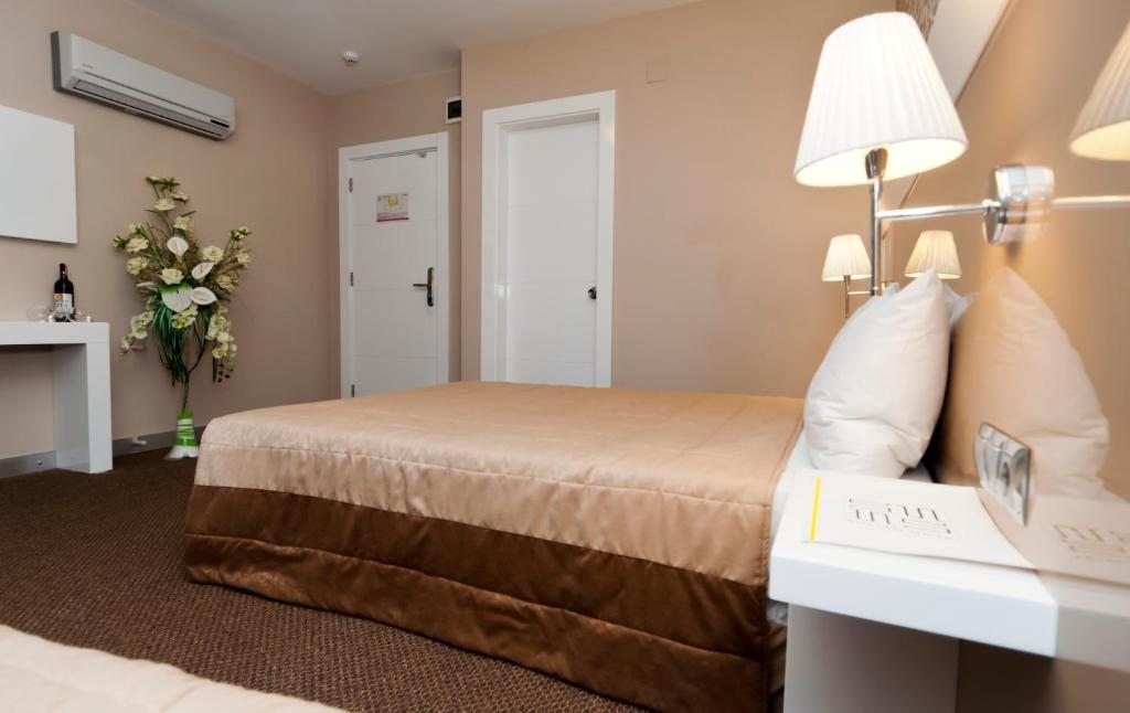 Двухместный (Стандартный двухместный номер с 1 кроватью или 2 отдельными кроватями) отеля Sultan Hotel, Мерсин (Средиземноморский регион)