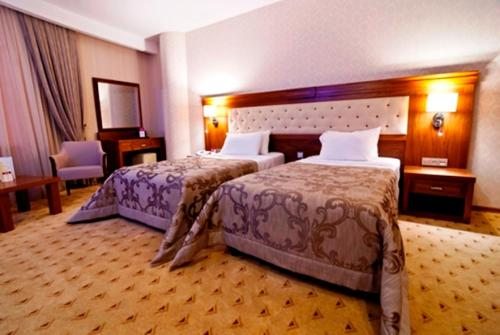 Двухместный (Угловой двухместный номер) отеля Yücesoy Liva Hotel Spa & Convention Center Mersin, Мерсин (Средиземноморский регион)