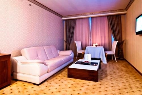Сьюит (Люкс) отеля Yücesoy Liva Hotel Spa & Convention Center Mersin, Мерсин (Средиземноморский регион)