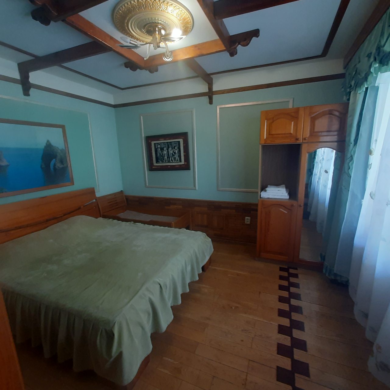 Люкс (2-комнатный) гостиницы Медный всадник, Ялта