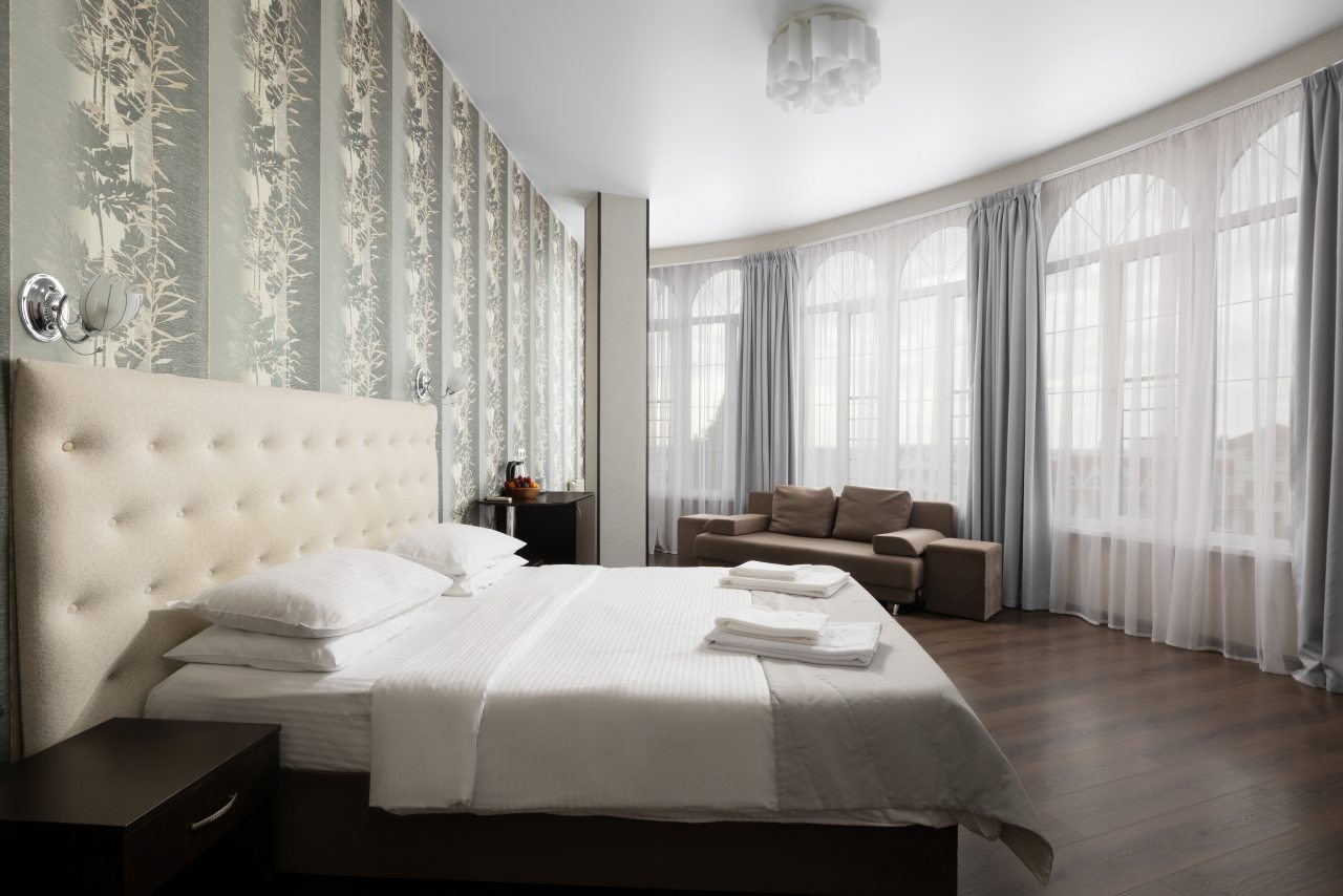 Полулюкс (Улучшенный полулюкс с видом на море) отеля Kiparis Resort by Stellar Hotels, Адлер