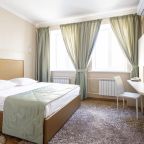 Делюкс с большой двуспальной кроватью