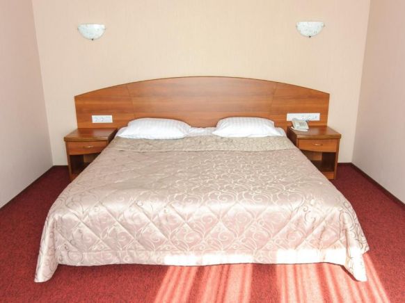 Загородный отель Атрон-Отель