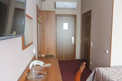 Двухместный (Двухместный номер с 2 отдельными кроватями) загородного отеля Атрон-Отель, Секиотово