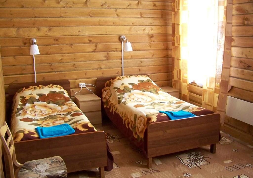 Двухместный (Стандартный двухместный номер с 2 отдельными кроватями) загородного отеля Вегарус, Аиттакоски