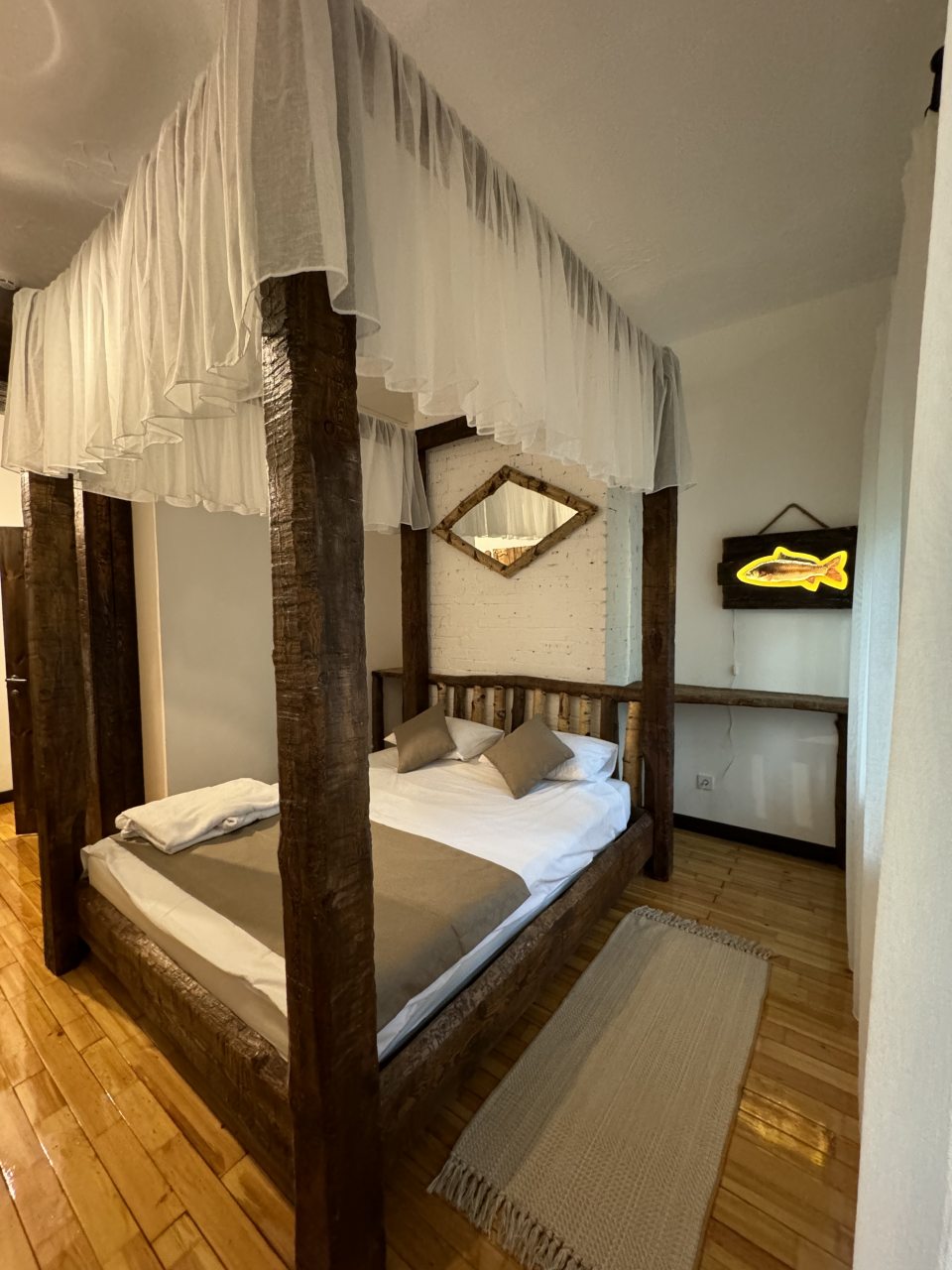 Полулюкс, База отдыха Рыбинка