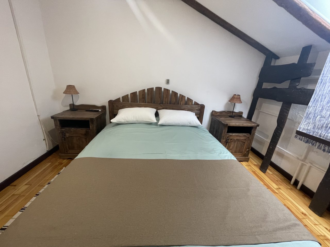 Двухместный (Стандарт с одной двуспальной кроватью), База отдыха Рыбинка