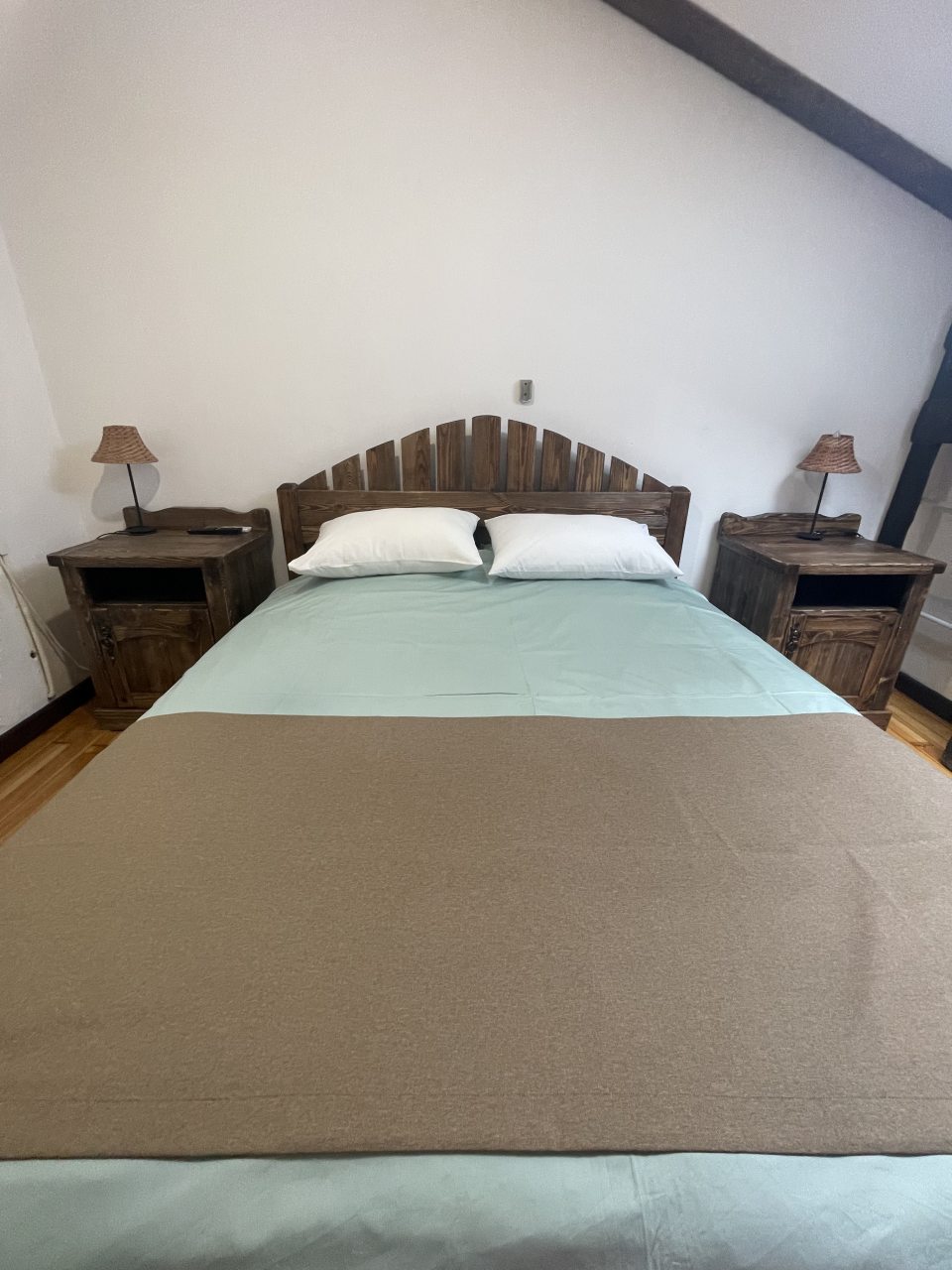 Двухместный (Стандарт с одной двуспальной кроватью), База отдыха Рыбинка