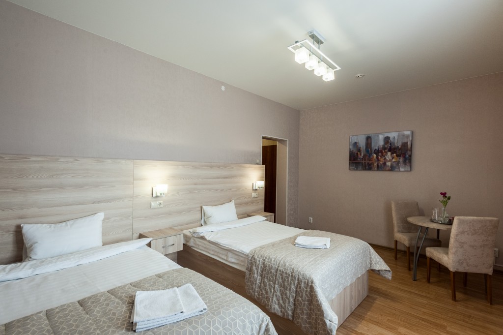Двухместный (Двухместный с раздельными кроватями улучшенный стандарт) гостиничного комплекса Щёкино