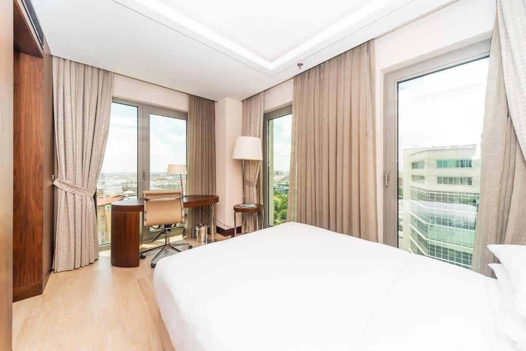 Двухместный (Номер с кроватью размера «queen-size»), Doubletree By Hilton Istanbul Topkapi