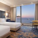 Двухместный (Двухместный номер с 2 отдельными кроватями, вид на море), Hilton Istanbul Bakirkoy