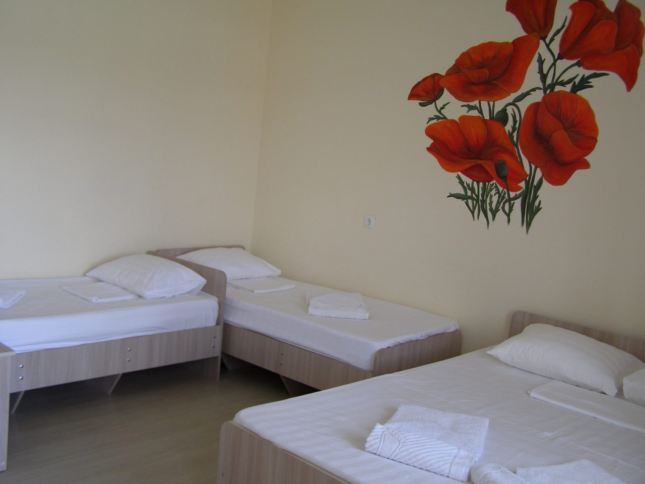 Полулюкс (Семейный пятиместный 2 этаж, №21), Гостиница Добрый Бобр