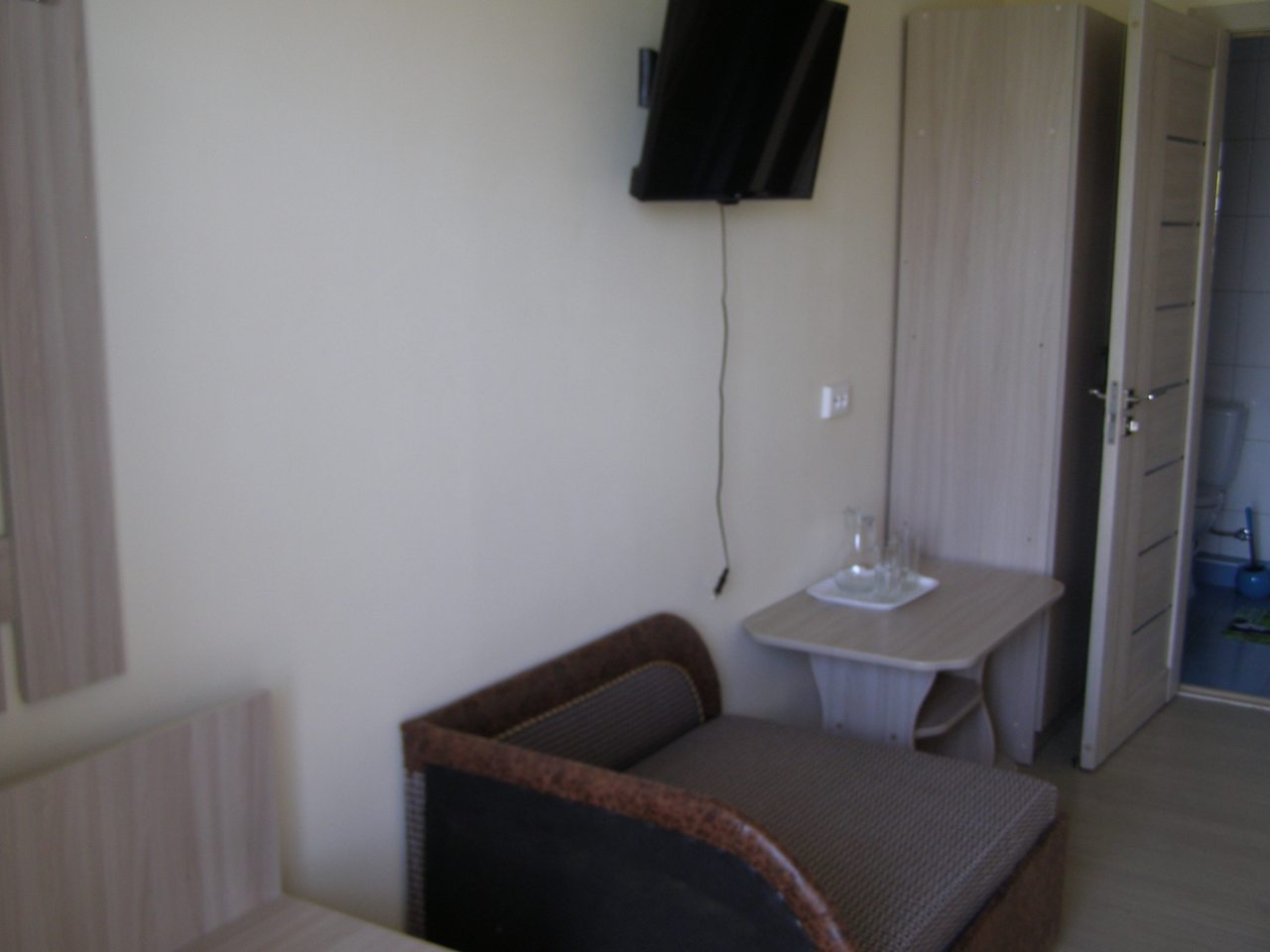 Полулюкс (Семейный пятиместный 2 этаж, №21), Гостиница Добрый Бобр