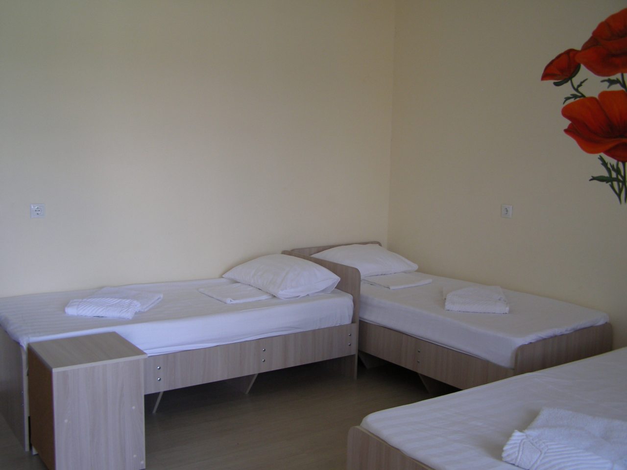 Полулюкс (Семейный пятиместный 2 этаж, №21), Гостиница Добрый Бобр