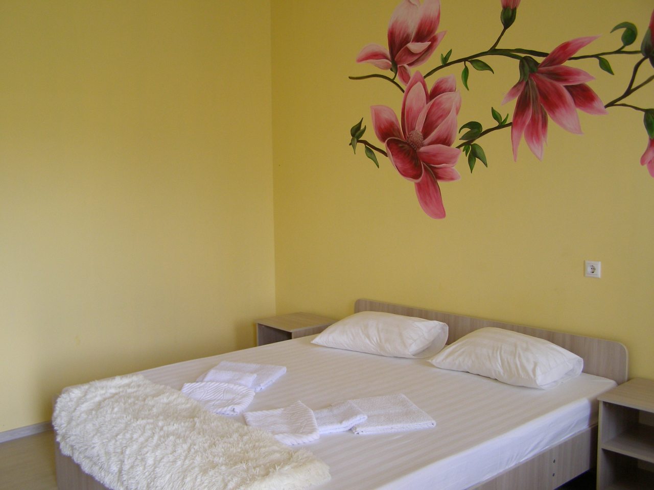 Люкс (Двухкомнатный семейный 1 этаж, №11, №12, №13,), Гостиница Добрый Бобр