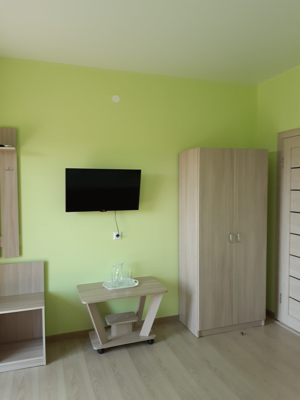 Полулюкс (Семейный трехместный №25, №27 2-ой этаж), Гостиница Добрый Бобр