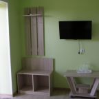 Полулюкс (Семейный трехместный №25, №27 2-ой этаж), Гостиница Добрый Бобр