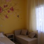 Люкс (Двухкомнатный семейный 1 этаж, №12, №13,), Гостиница Добрый Бобр