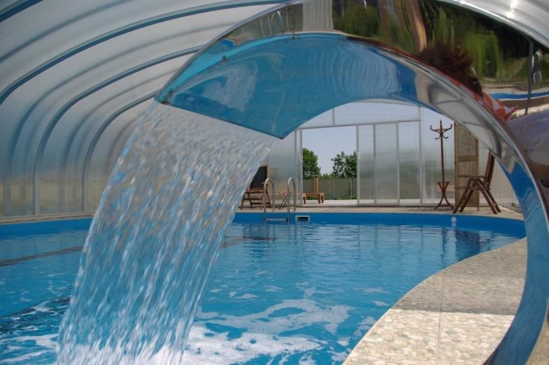 Открытый бассейн (работает по сезонам), Парк-Отель Тихое Озеро