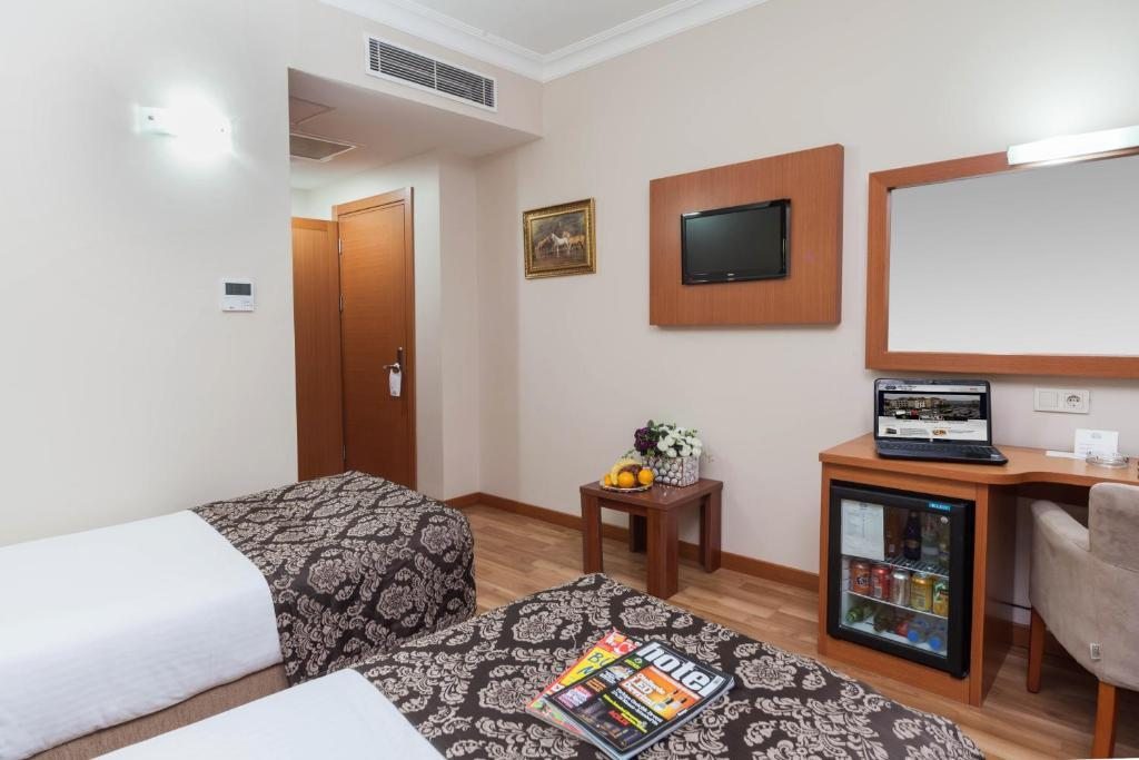 Двухместный (Стандартный двухместный номер с 1 кроватью) отеля Grand Hotel Avcilar, Стамбул