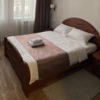 Телевизор, холодильник, фен,парковка, душ,вода