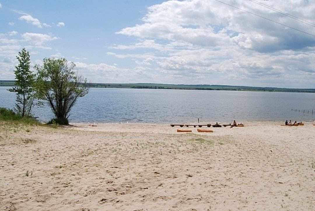 Пляж, Загородный клуб Волна