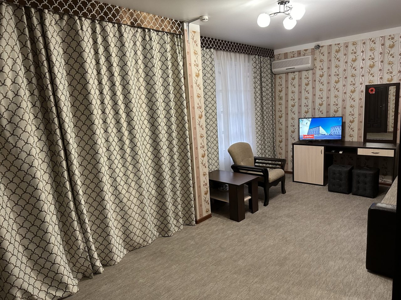 Двухместный (Номер с лоджией), Гостиница Торнадо