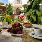 Адмиральские завтраки, включены в стоимость проживания