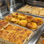 Питание в кафе-столовой, Отель Флора