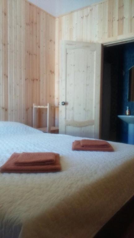 Двухместный (Двухместный номер с 1 кроватью и собственной ванной комнатой) гостевого дома Шале на Лесной, Сукко