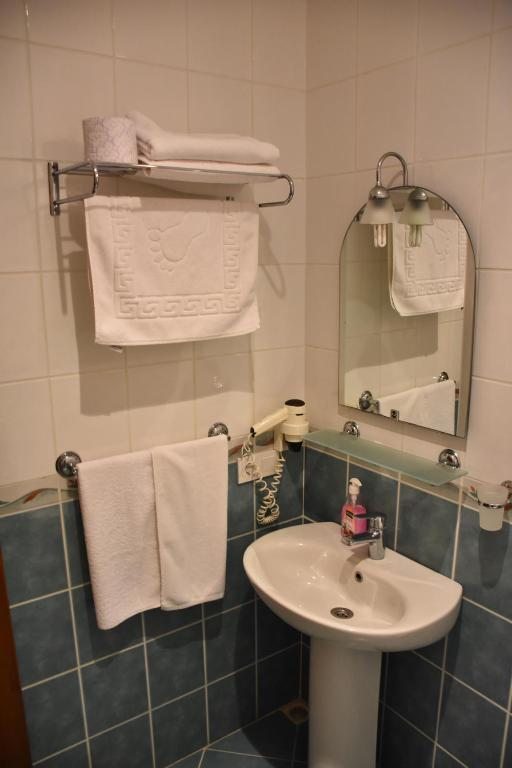 Двухместный (Двухместный номер с 1 кроватью или 2 отдельными кроватями) апарт-отеля Aybey Apart Hotel, Тургутреис
