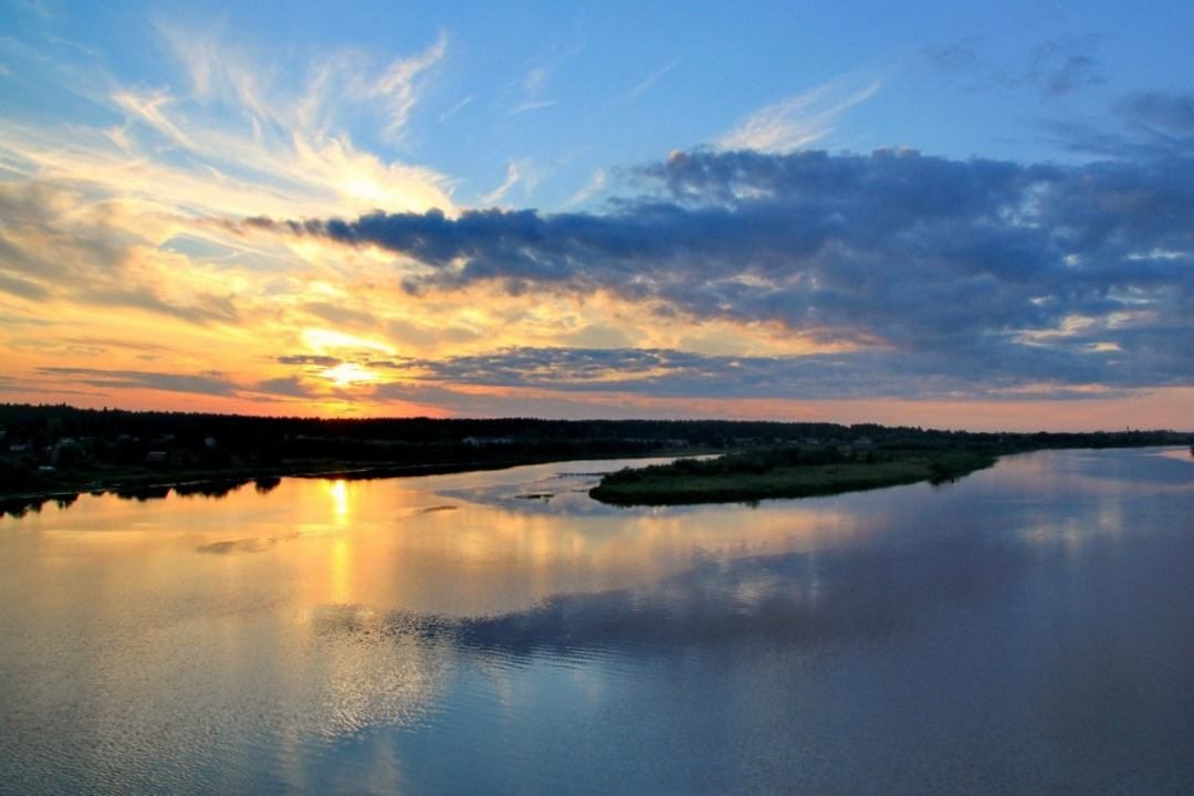 Водные прогулки, База отдыха Медвежья Кара