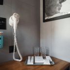 Люкс (Делюкс Аполлон), Гостиница Kentron Boutique Hotel