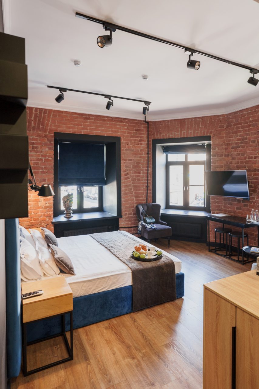 Люкс (Делюкс Аполлон), Гостиница Kentron Boutique Hotel
