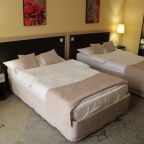 Две раздельные кровати 1,40*2.