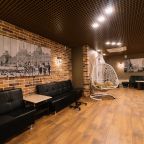 Коворкинг-пространство, Хостел Ester House