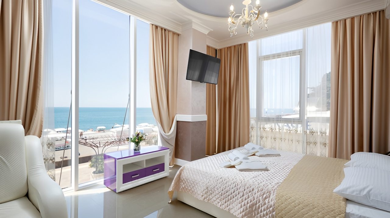 Люкс (С панорамным видом на море) отеля Tropicana Resort by Stellar Hotels Adler, Адлер