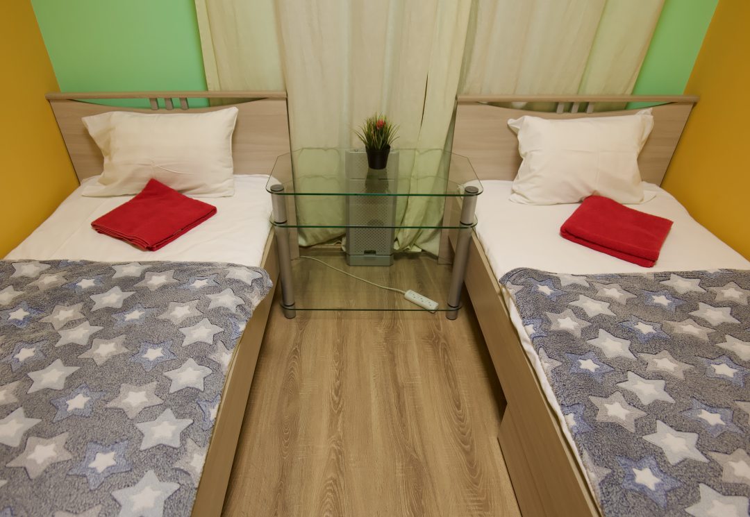 Двухместный (Двухместный номер с 2 односпальными кроватями и общей ванной комнатой) хостела Автор Таганка, Москва