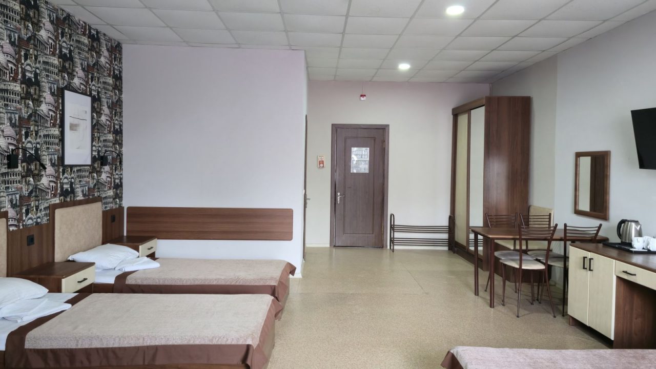 Пятиместный (Койко-место), Гостиница Барбарис