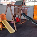 Детская игровая площадка, Отель Абсолют