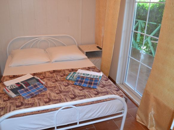 Фотография номера базы отдыха Голубая Бухта