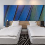 Двухместный (Номер Superior, с видом на реку - с 2 односпальными кроватями), Отель Novotel