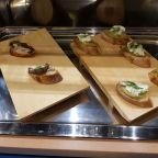 Континентальный завтрак, Апартаменты Необыкновенный дом