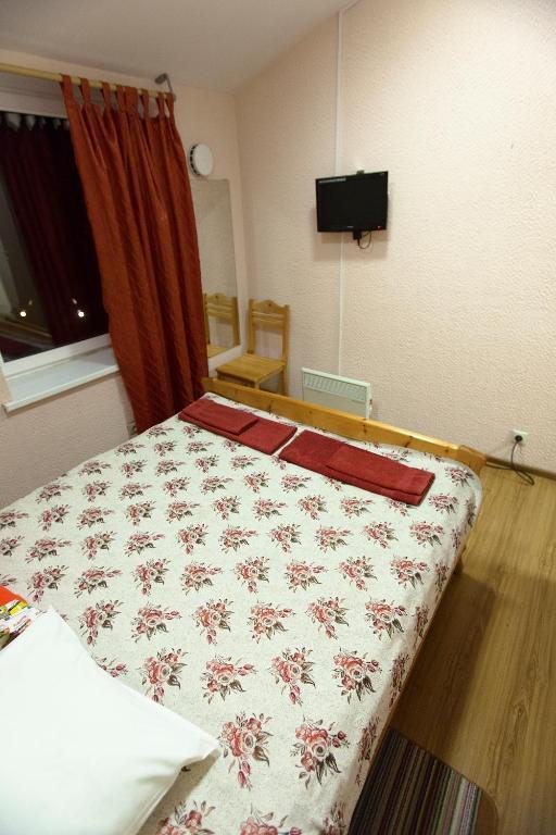 Двухместный (Небольшой двухместный номер с 1 кроватью) мотеля Пушной