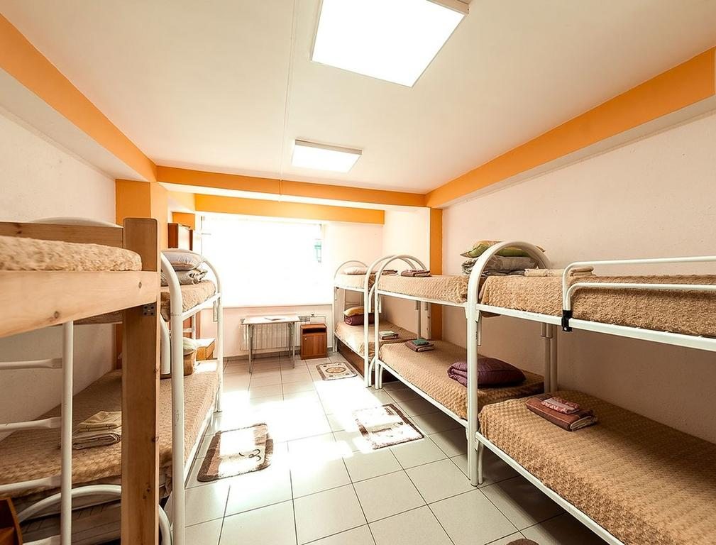 Номер (Спальное место на двухъярусной кровати в общем номере для мужчин и женщин) хостела Nomads, Улан-Удэ