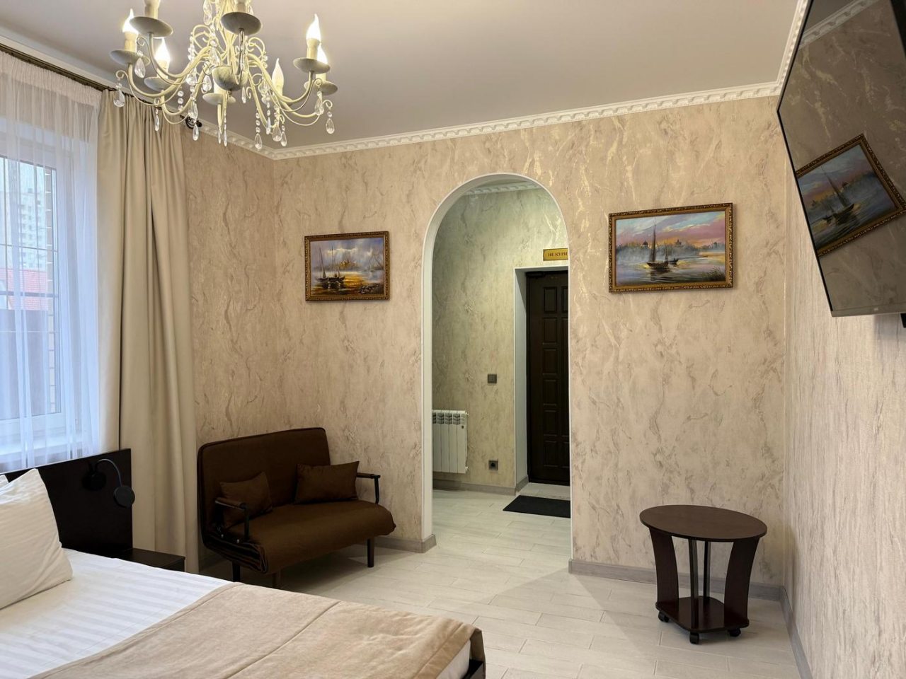 Люкс (Номер Люкс-Приват с кроватью King-size или 2 раздельные кровати), Гостиничный комплекс Тверские замки