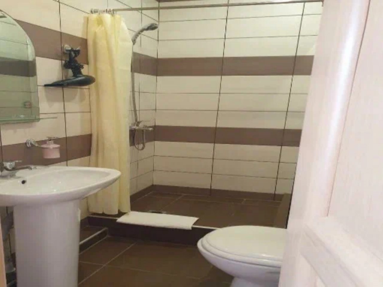 Двухместный (Улучшенный двухместный номер с 2 отдельными кроватями), Гостевой дом Онтарио