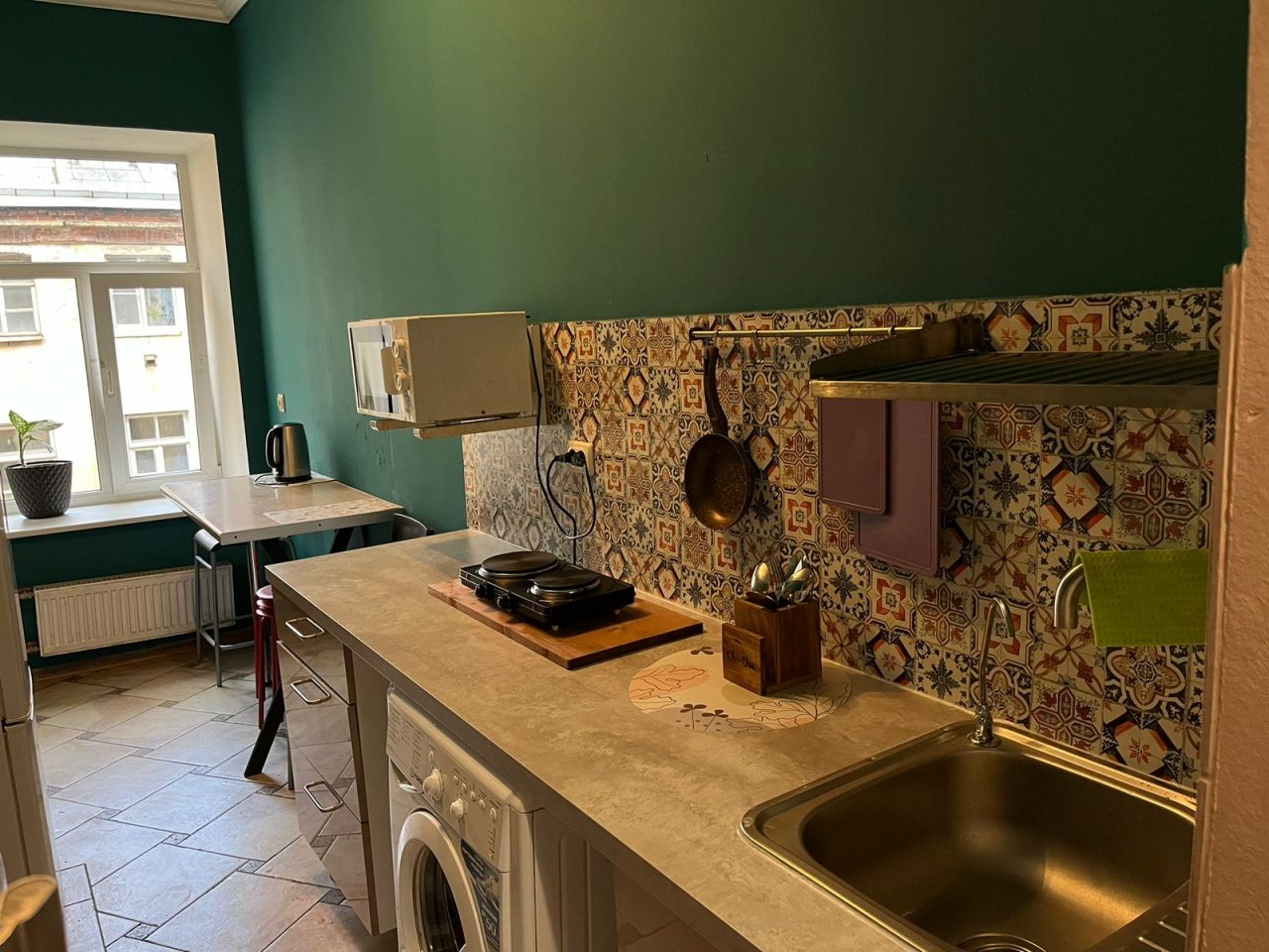 Всегда можно самостоятельно приготовить себе еду.