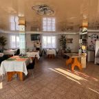 Бар, Гостиница Кедр Золотой